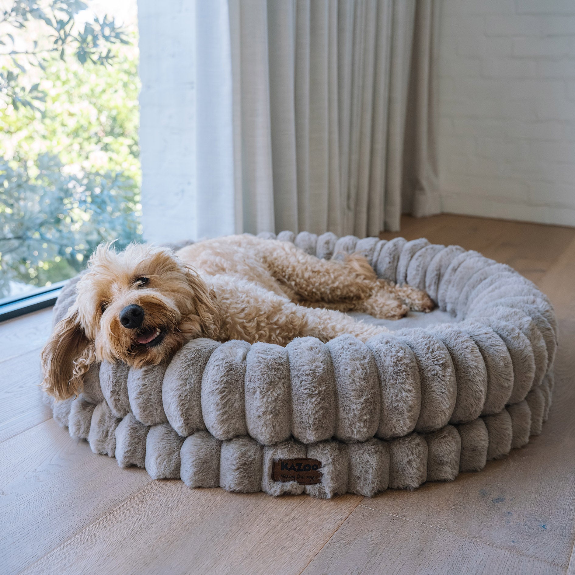 Kazoo Donut Snuggle Pet Bed - Beige