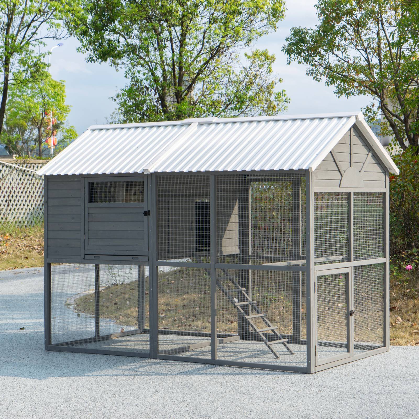 KPets Outdoor Chicken Wood & Metal Coop - Mansion